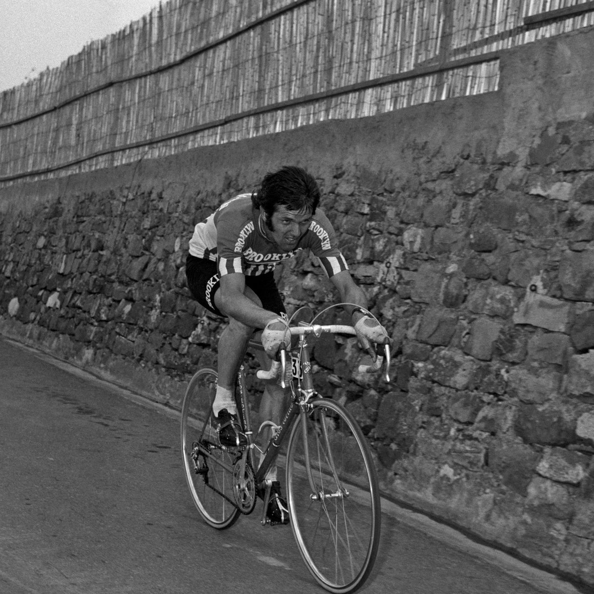 Cycling Legends Media tweet media