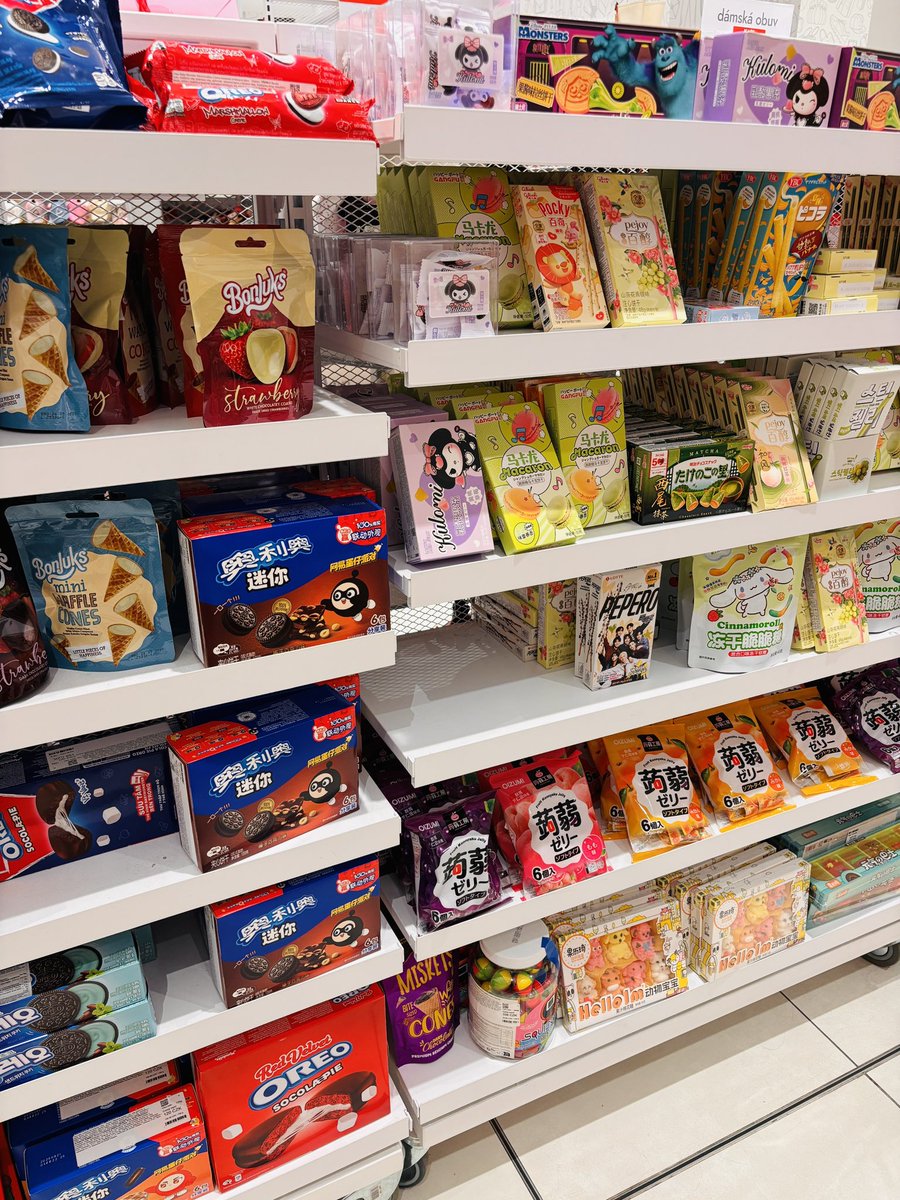 Хочу новий нікнейм tweet media