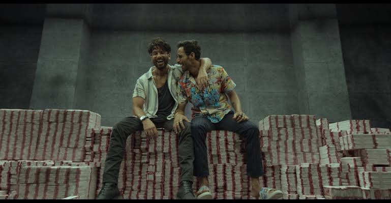 #Gujarat 

પેટ્રોલ પંપ ના માલિકો :-