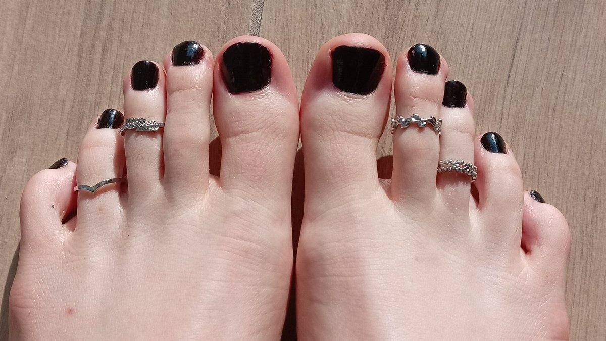 SoleMoon tweet media