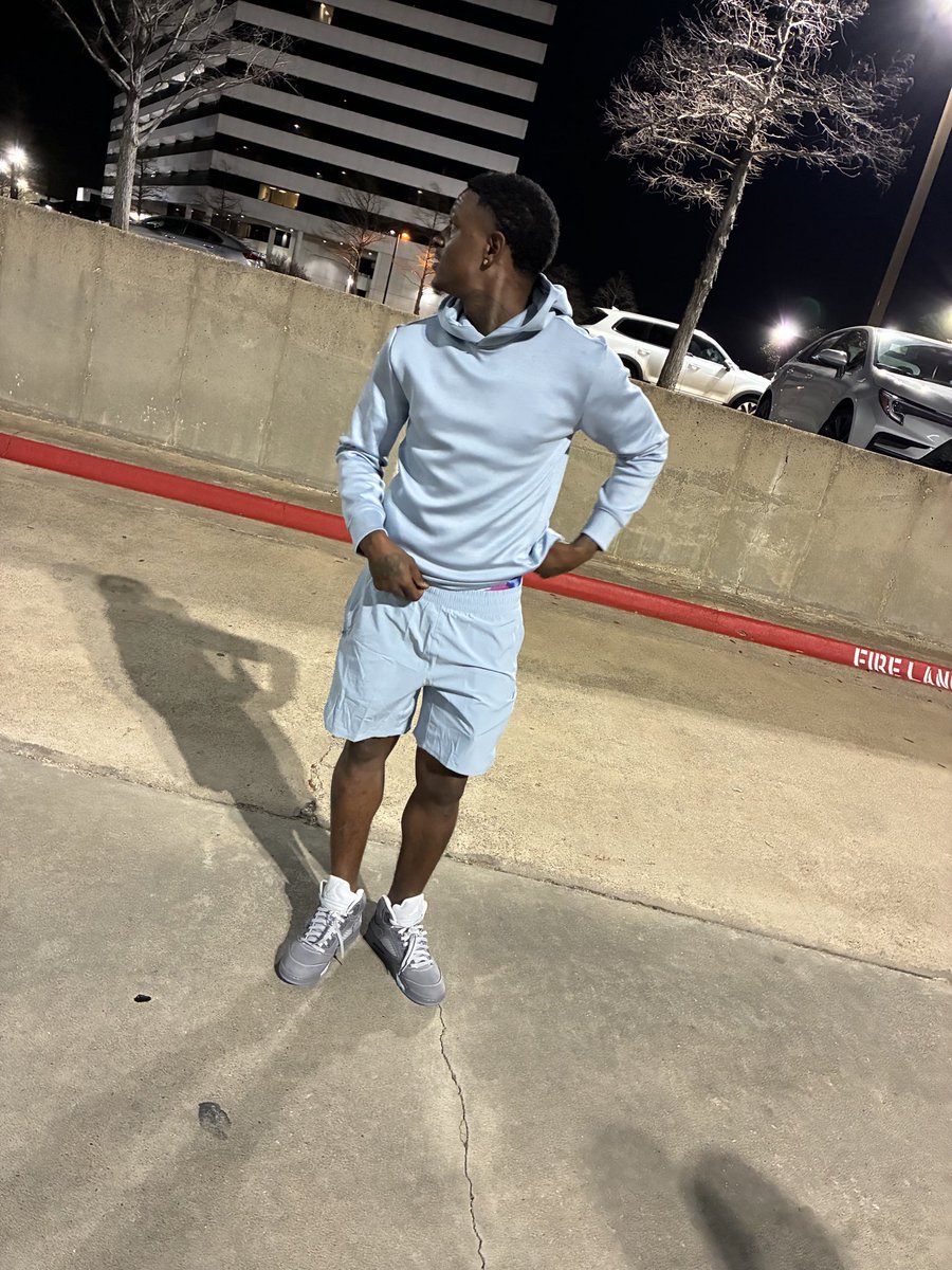 KieseTheGreat🎒 tweet media