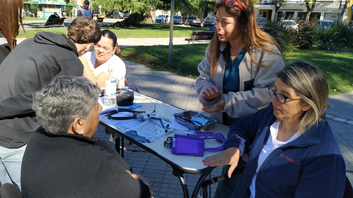 C.W.33 RADIO FLORIDA tweet media