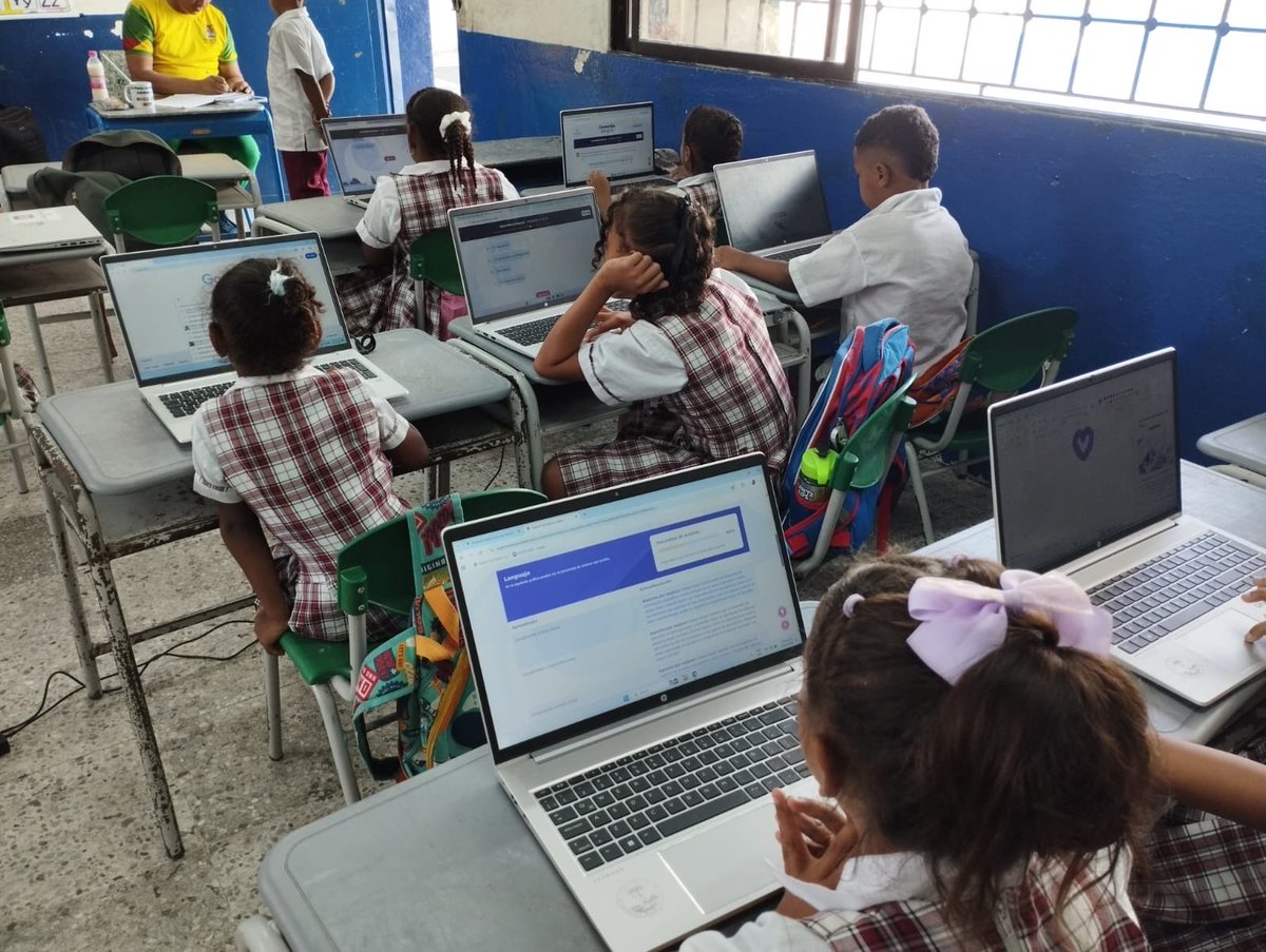 Raquel Leottau Diaz tweet media