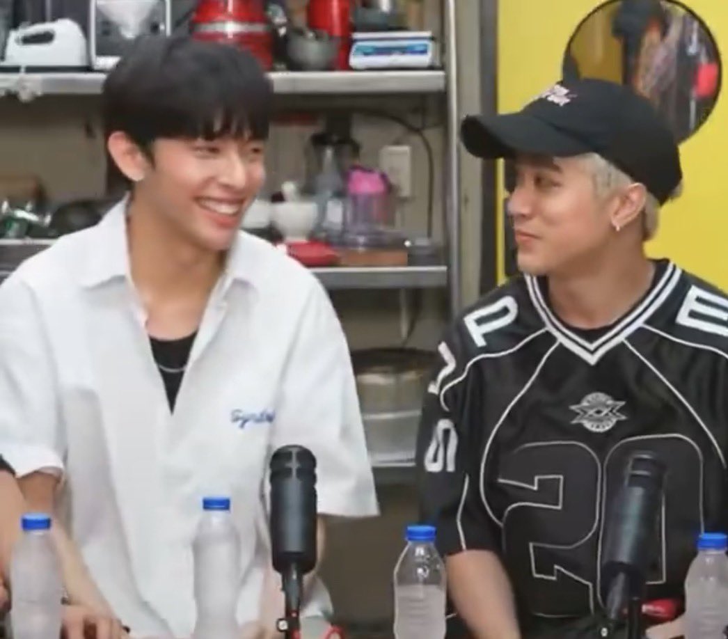 Dei🍭🍎 tweet media