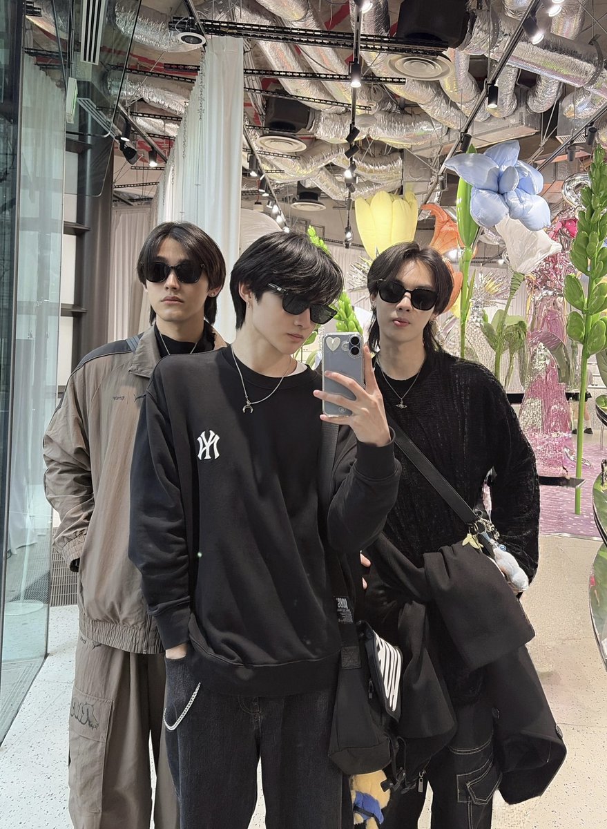 imreeonn tweet media