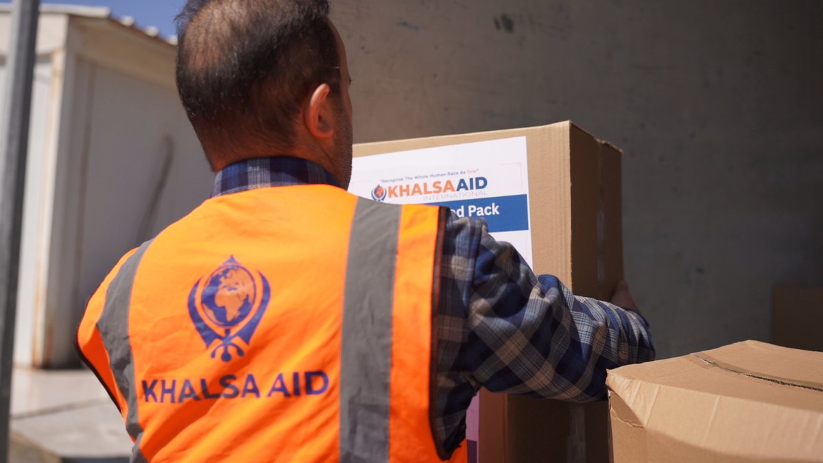Khalsa_Aid's tweet image. Behind every box is a family in need.
Displaced. Uncertain. Waiting.

Your support helps us reach them with food and care.

khalsaaid.pulse.ly/dfgy3sahus

#IDPs #Refugees #KhalsaAid