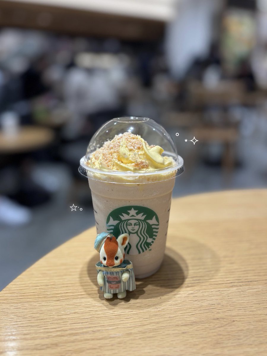 🤍.⋆𝜗𝜚 tweet media