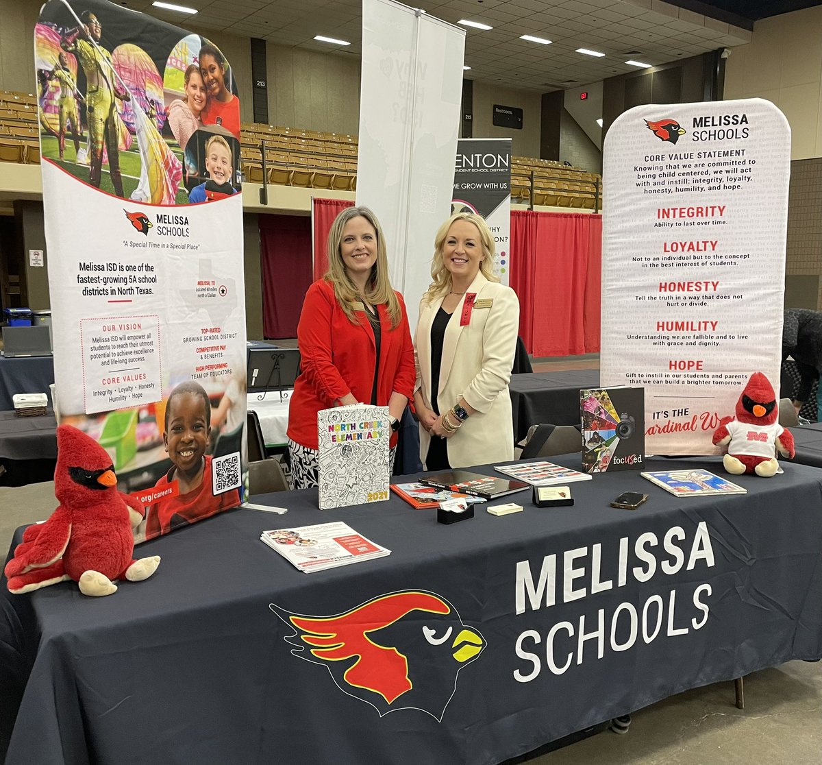 Julie Armstrong tweet media