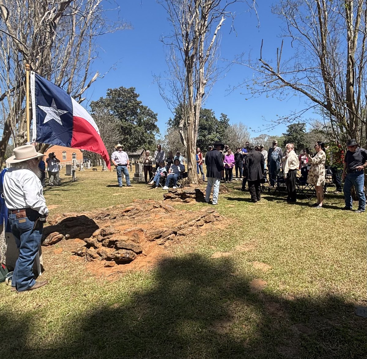 Trevor P. Wardlaw tweet media