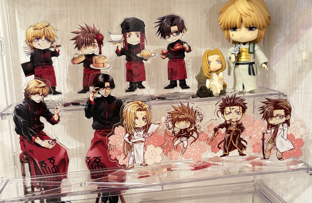 100均で買ったケースにツメツメ
結構いい感じではないでしょうか！
からこれシリーズとかお茶友とか集めたいと思いつつも中々手が出せない