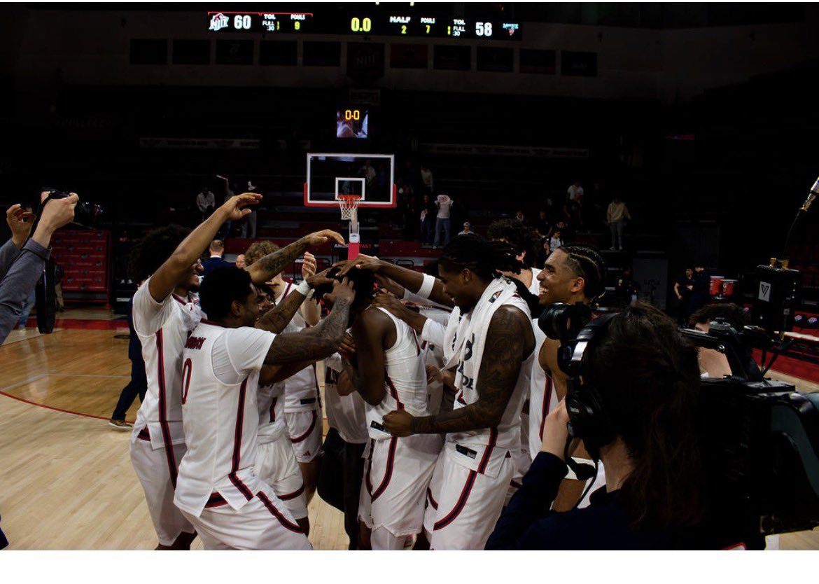 Ari Fulton tweet media