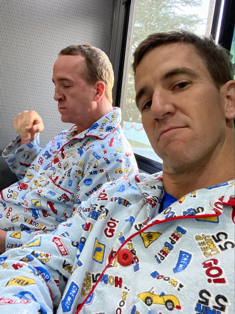 Eli Manning tweet media