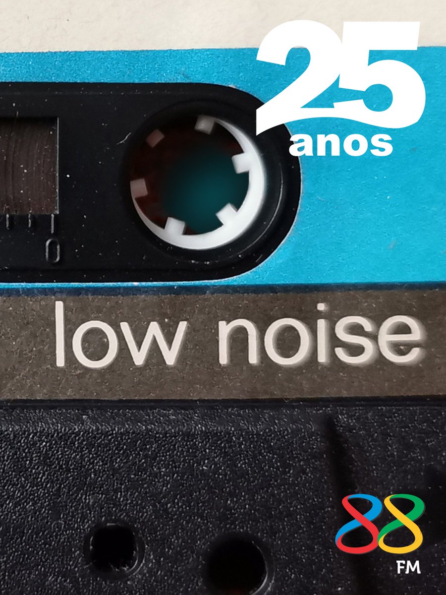 fmuniversitaria's tweet photo. 25 anos. Milhares de vozes. Uma paixão: o rádio potiguar. 🎙️🔥
Celebrando o passado, conectando o presente e transmitindo o futuro.
#radiouniversitarianatal #25Anos https://t.co/0zNBmZnMTz