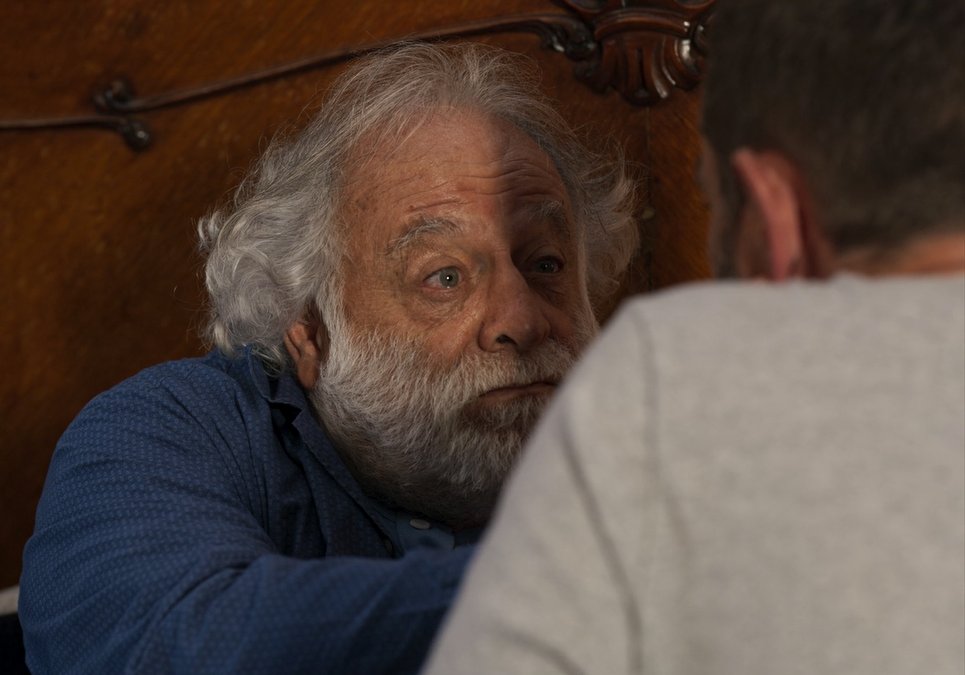 PasdeGavilanes's tweet photo. #PasiónDeGavilanes2 #PDG69 Don Martín le aconseja a Franco que debe recuperar su antigua alegría. https://t.co/nKX2tOKP4y