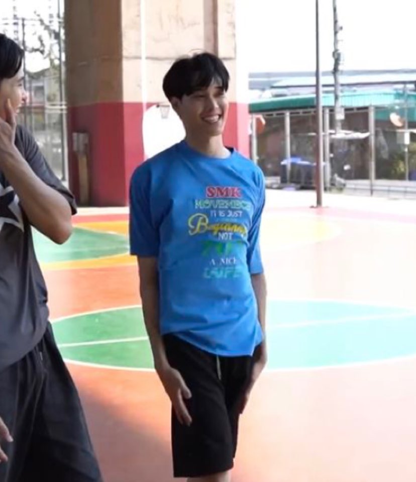 nowhere 🌬️ tweet media