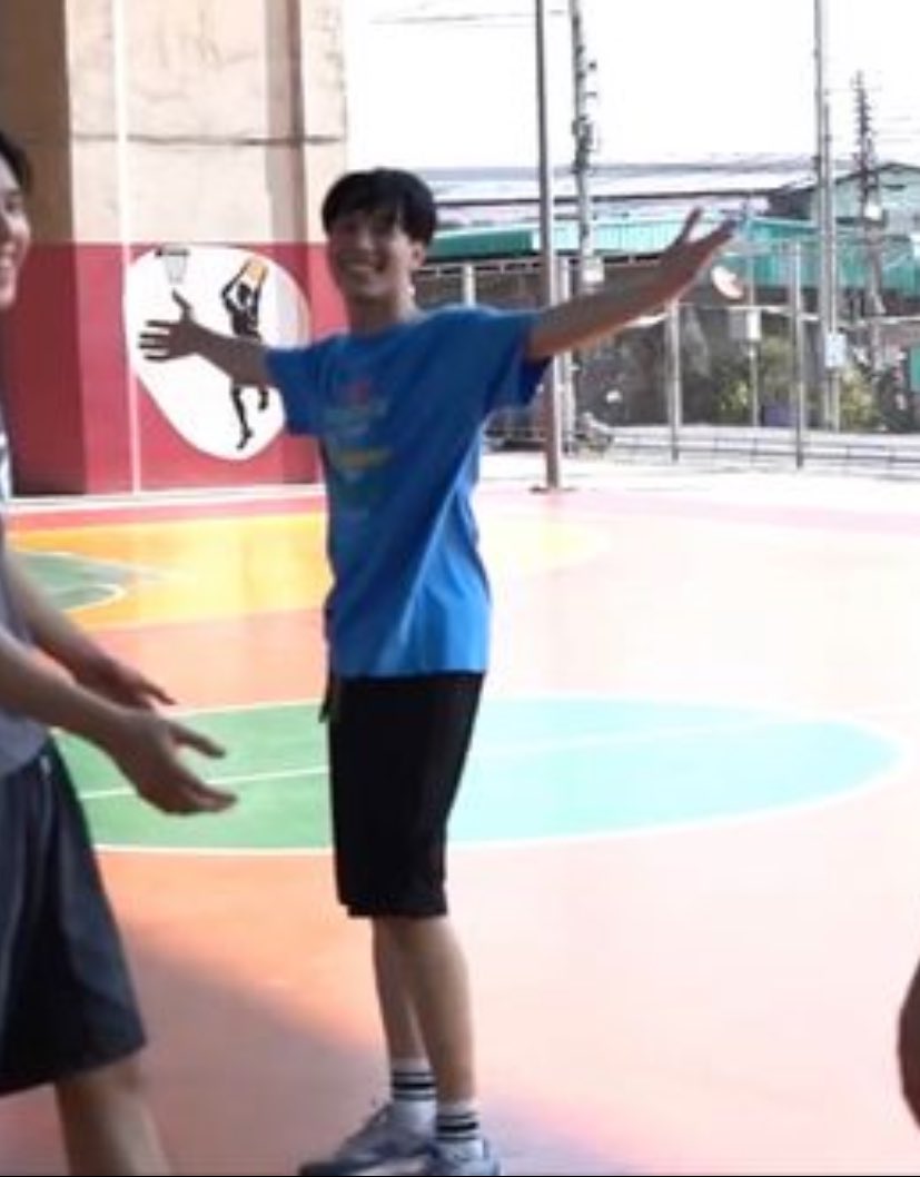 nowhere 🌬️ tweet media