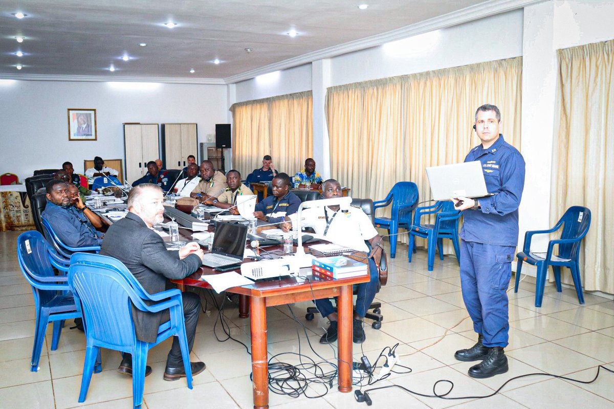 SepcimAEM tweet media