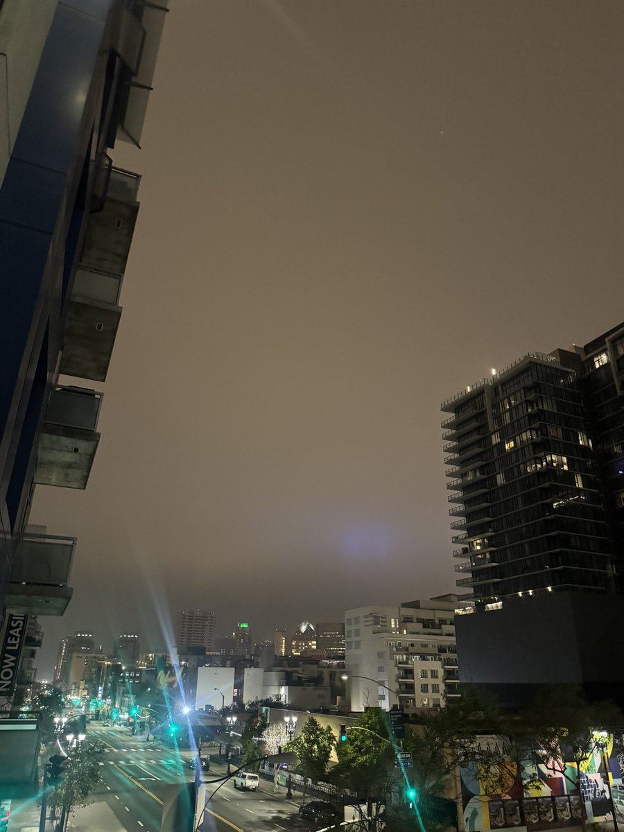 Coach Hop tweet media