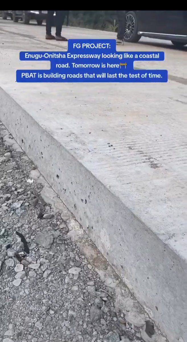 𝔼𝕟𝕟𝕪 tweet media