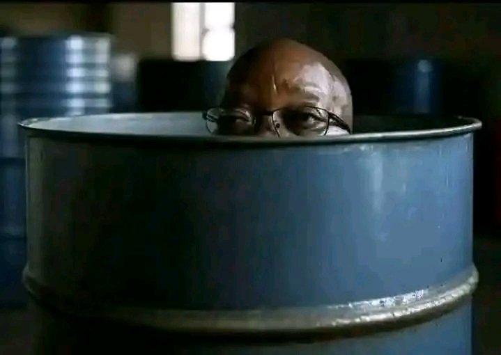 TOM 👑 tweet media