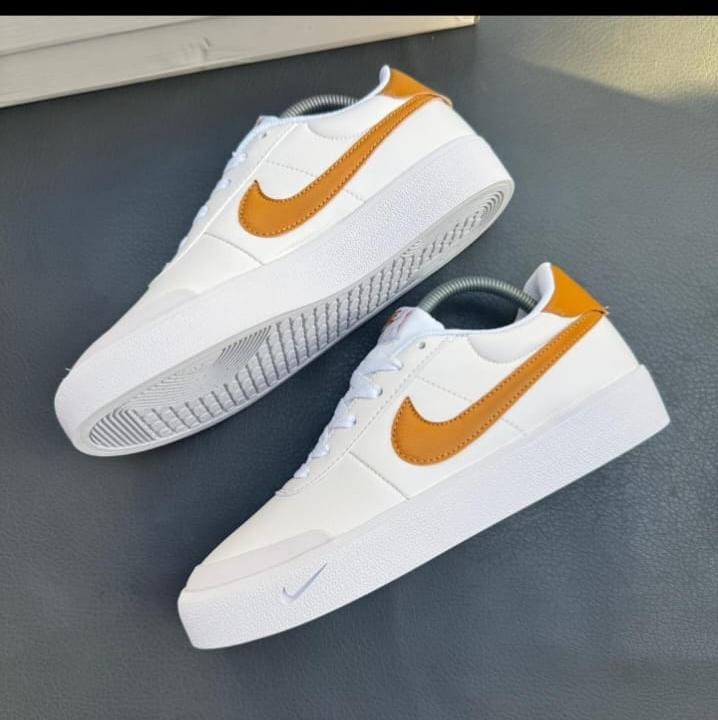 Mikesneakershub's tweet image. NIKE COURT 🔥🚀
Size 39-45
Excellent Quality 💯 
Call or WhatsApp 0798440793
 Delivery done Countrywide ✅
We're located at Nairobi CBD Dubai merchant mall,Shop F68/f69
#nairobikenya #sneakers #trending #menwear #onfoot #menswear #unisexshoes  #Nairobishoes #kidswear