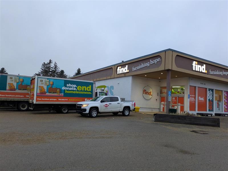 Find YEG tweet media