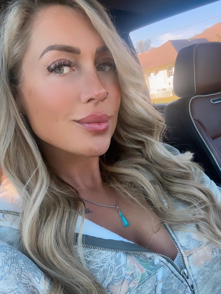 britanytareco12's tweet image. Selfie 🤳 #selfie #thursday #lovinlife