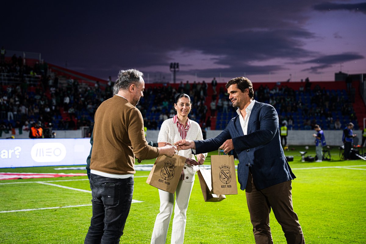 FC Alverca tweet media