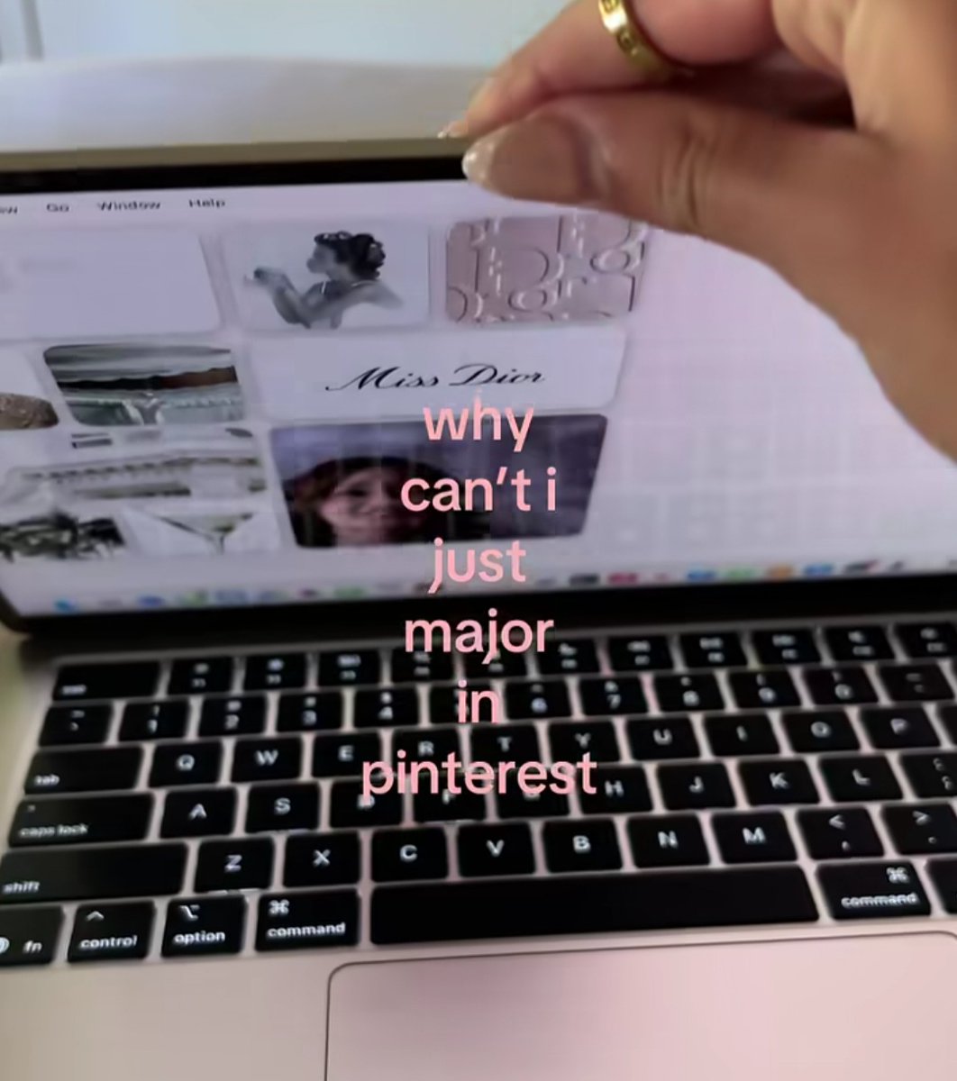 𝓁𝒾𝓁𝓎. tweet media