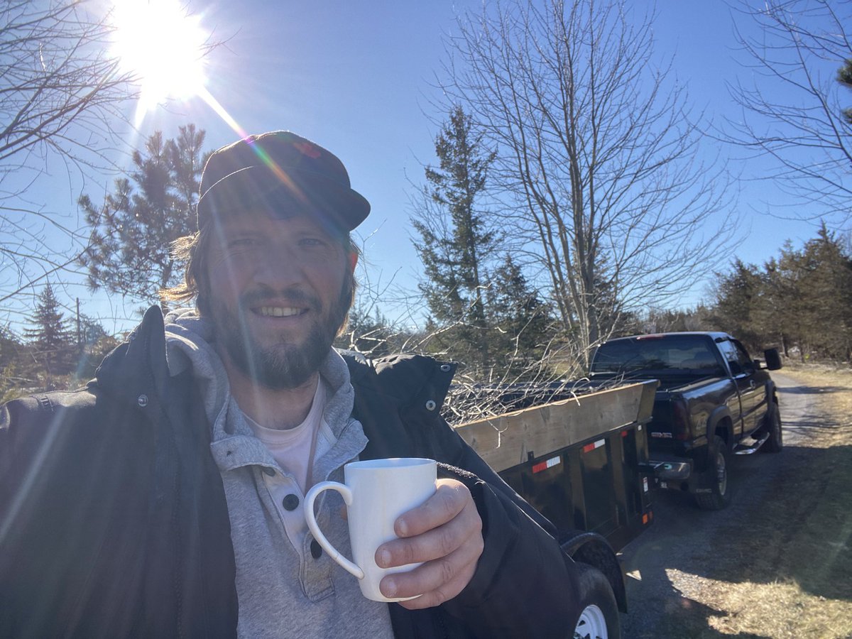 Angelsforever86's tweet image. Truck started, hooked it up to the dump trailer this morning and off to work we go #hardwork #workethic