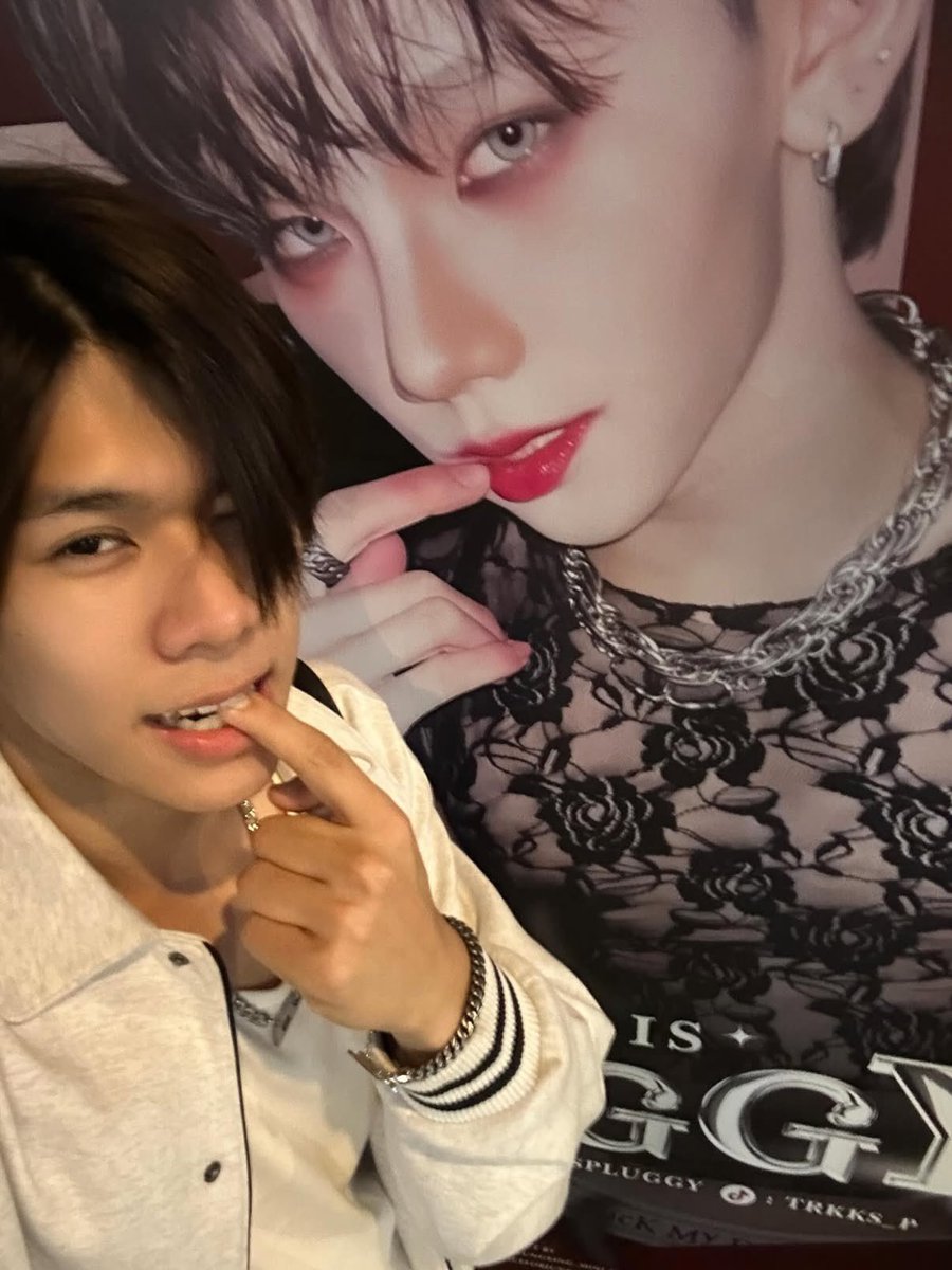 beluga .ᐟ #1 deanmoth stan | TUITUI DAY ! tweet media