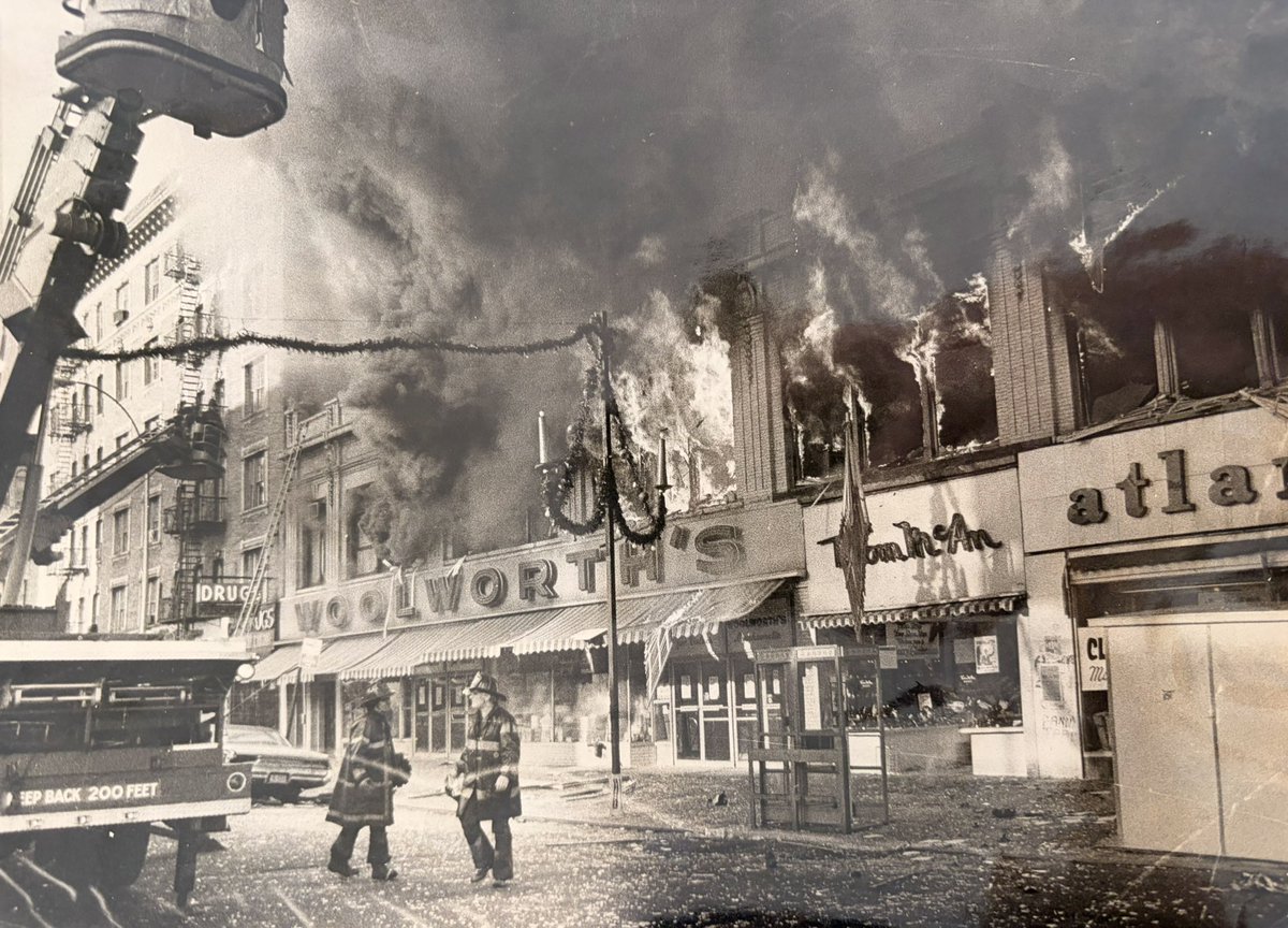 Anarcho-Catholicism tweet media