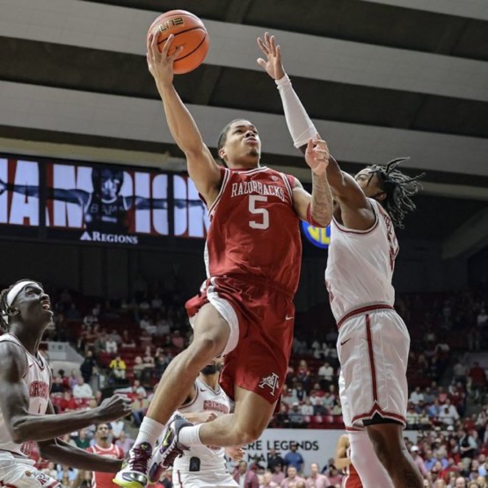 Sleeper_Hoops's tweet image. Arkansas freshman star Darius Acuff Jr. has landed a signature shoe with Reebok, becoming the first NCAA men’s athlete to receive one from a major U.S. brand while still in college.