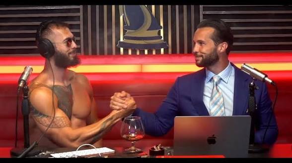 Alejandro_Tanda's tweet photo. @TateTheTalisman Cause I would NEVER, under ANY circumstance,  betray a brother.

Bros before Hoes. https://t.co/qBY2kmpMyy