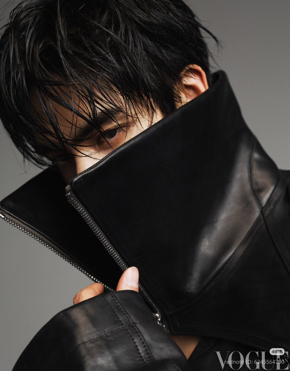 หล่อกินกันไม่ลง รักทุกคน พี่เฮ่อ น้องหลง 🫶🏻
#ZhangLinghe #SongWeilong