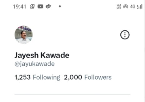 jayukawade's tweet photo. अखेर दोन हजारी मनसबदारीचा 'किताब मिळाला.
सर्वांचे शतशः आभार 
मा. सुरेश प्रभू रेल्वे मंत्री असताना  ट्विट ची दखल घेतात, म्हणून ट्विटर वर आलो.
अनेक जण भेटले. माझा ट्विटर परिवार झाला. सर्वांचा उल्लेख जागेअभावी करता येणार नाही.
पुन्हा एकदा सर्वांचे आभार. अशीच कृपादृष्टी असू द्यावी.🙏 https://t.co/6WKkwTQwGO