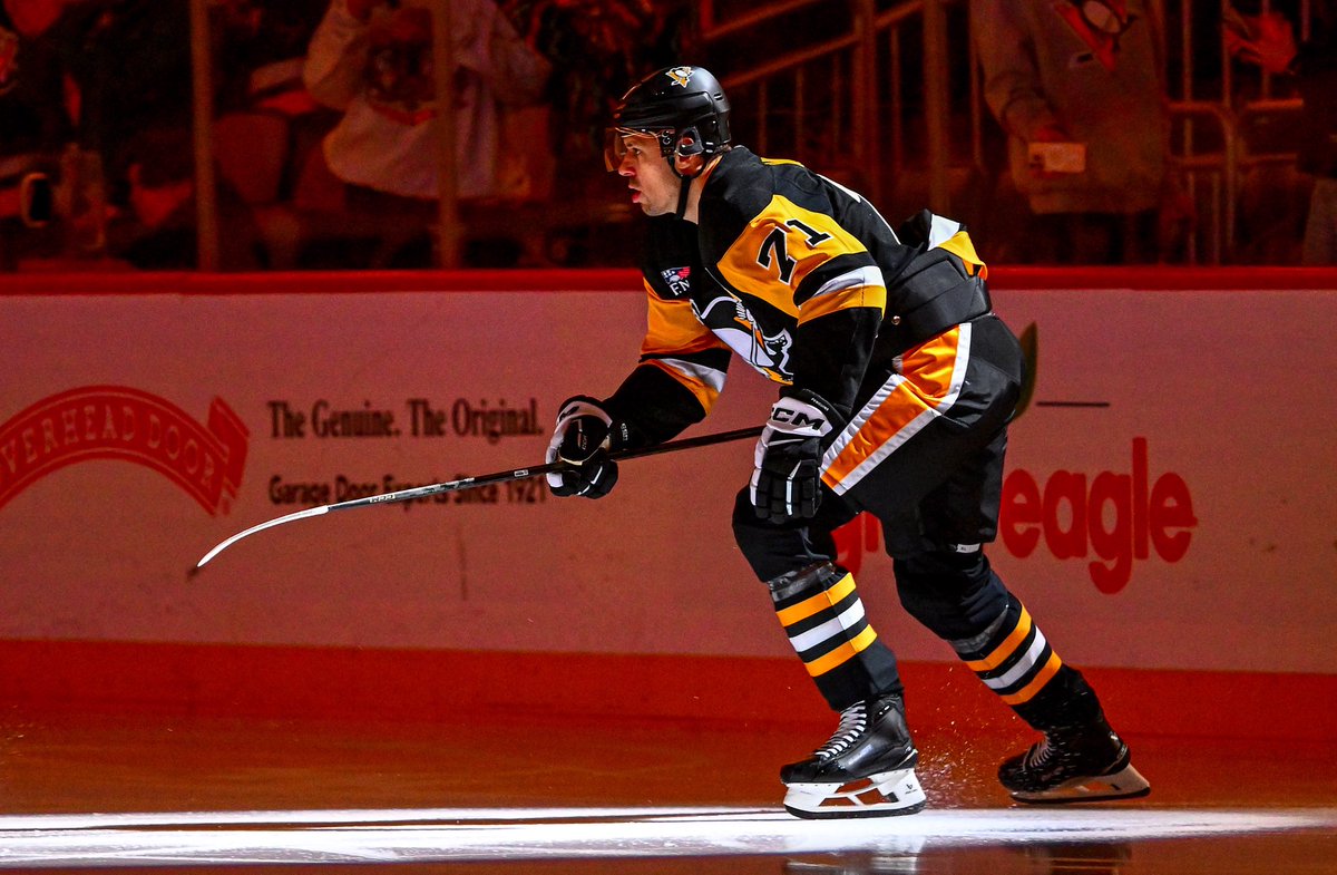 Penguins PR tweet media