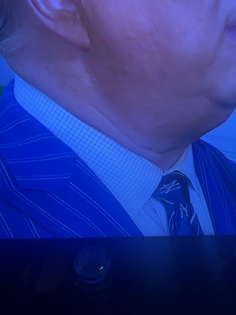 🐐. 𝐆𝐫𝐞𝐚𝐭𝐞𝐬𝐭 𝐭𝐨 𝐞𝐯𝐞𝐫 𝐝𝐨 𝐢𝐭. tweet media