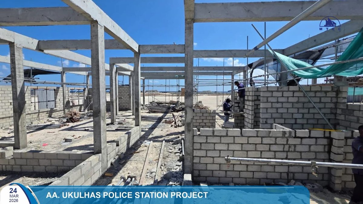 Humandust tweet media