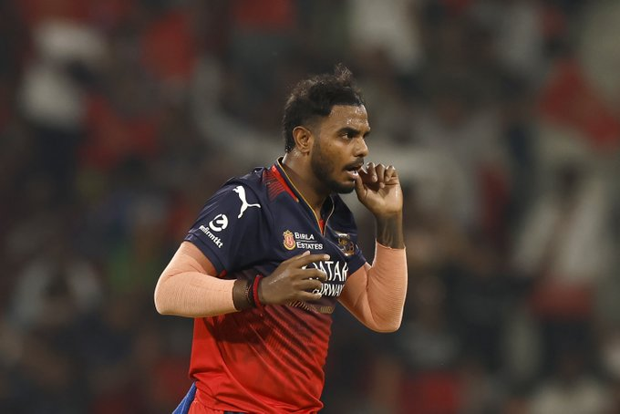 atharvatax's tweet photo. 28 mar #RCB https://t.co/YzWDpWUsRA
