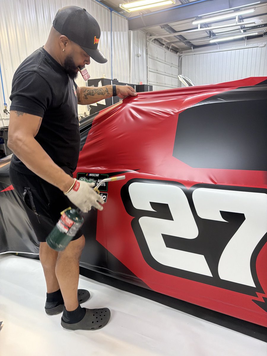 Jeb Burton tweet media