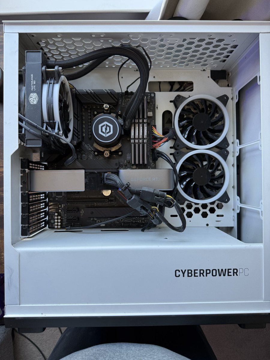 B.Roll.Benny tweet media