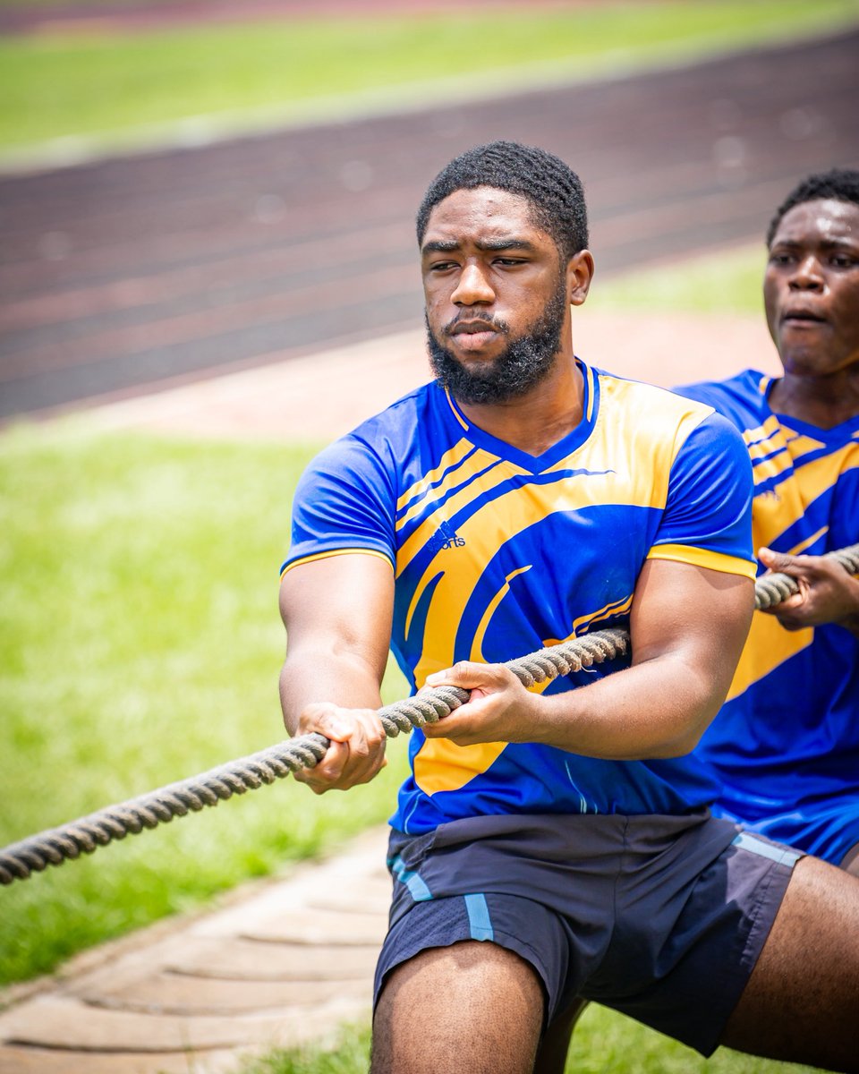 𝐄𝐭𝐡𝐚𝐧 𝐂𝐮𝐫𝐫𝐢𝐞 tweet media