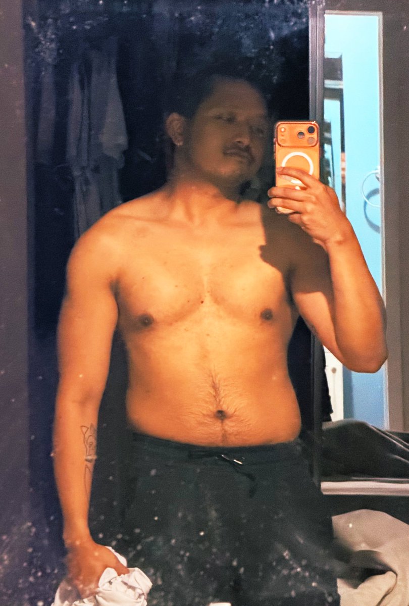 𝗢llie tweet media