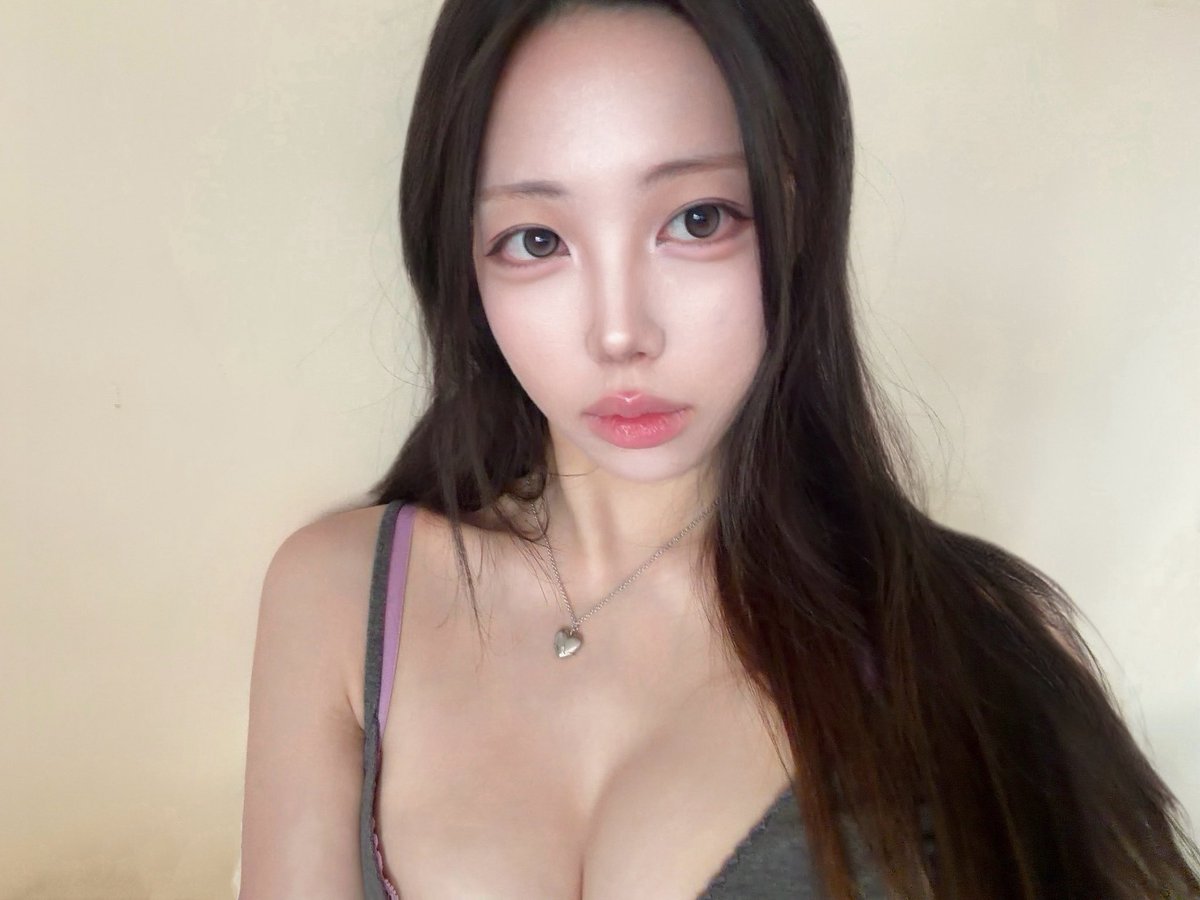 arisaein's tweet image. #angelcore ♡