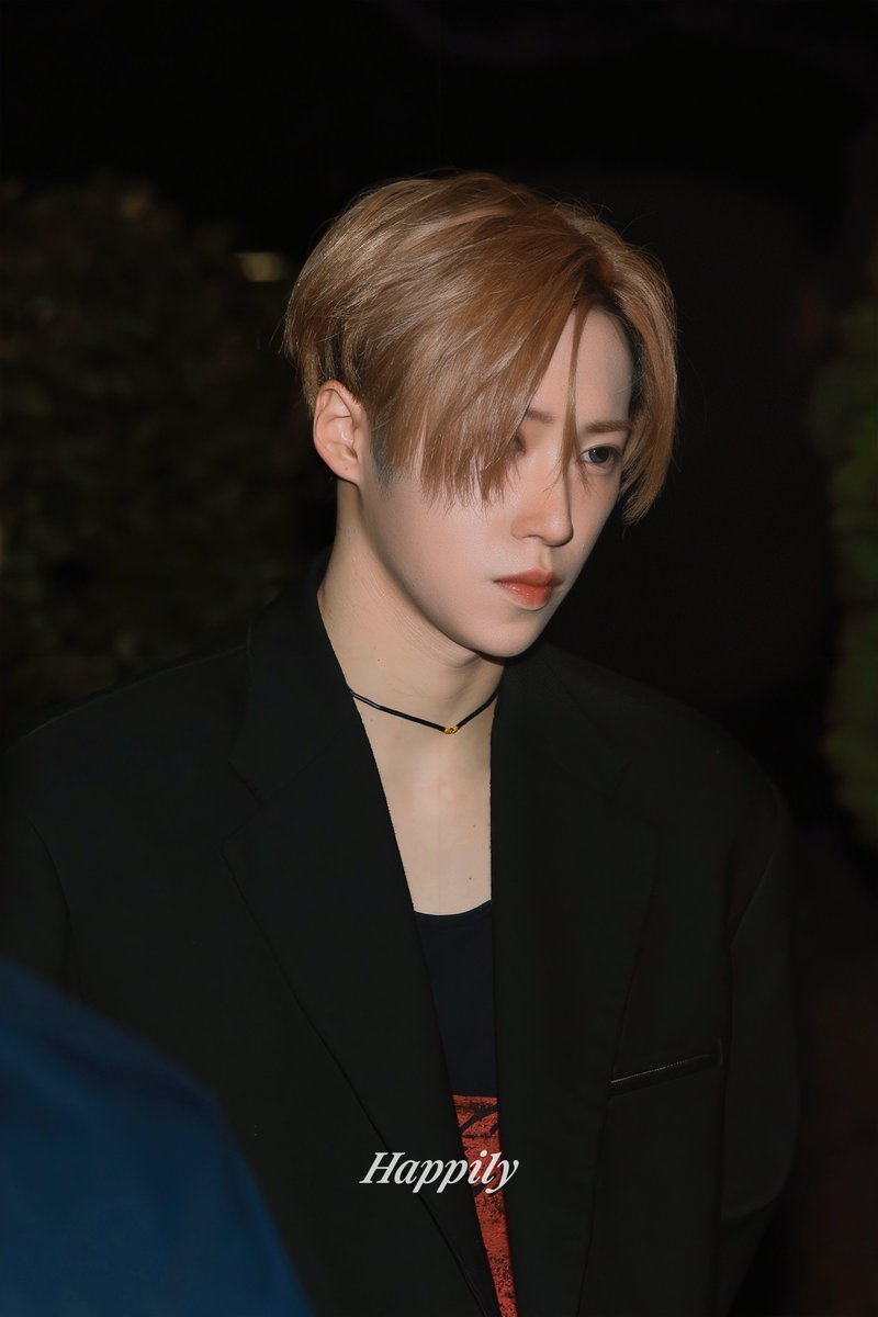 𝐻𝑎𝑝𝑝𝑖𝑙𝑦 tweet media