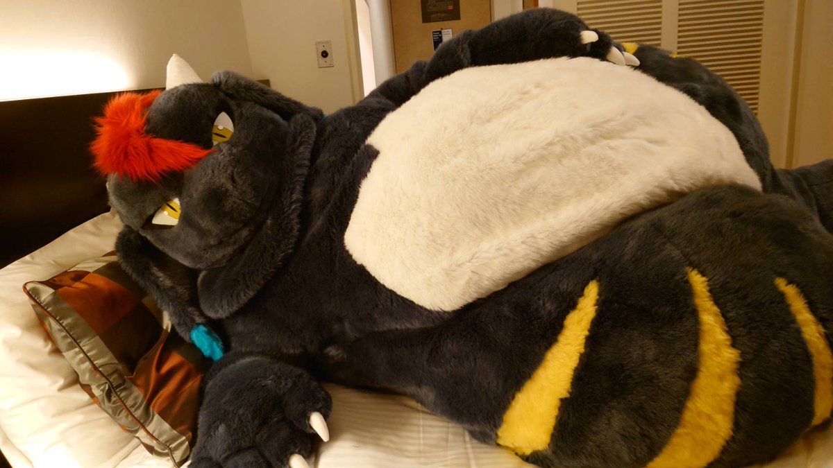 ブラスト tweet media