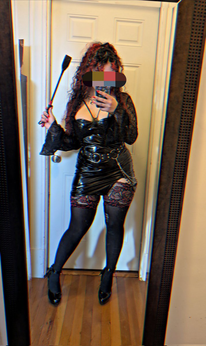 🦇Mommy Carmilla ❤️🔞🏳️‍🌈 ASMR tweet media