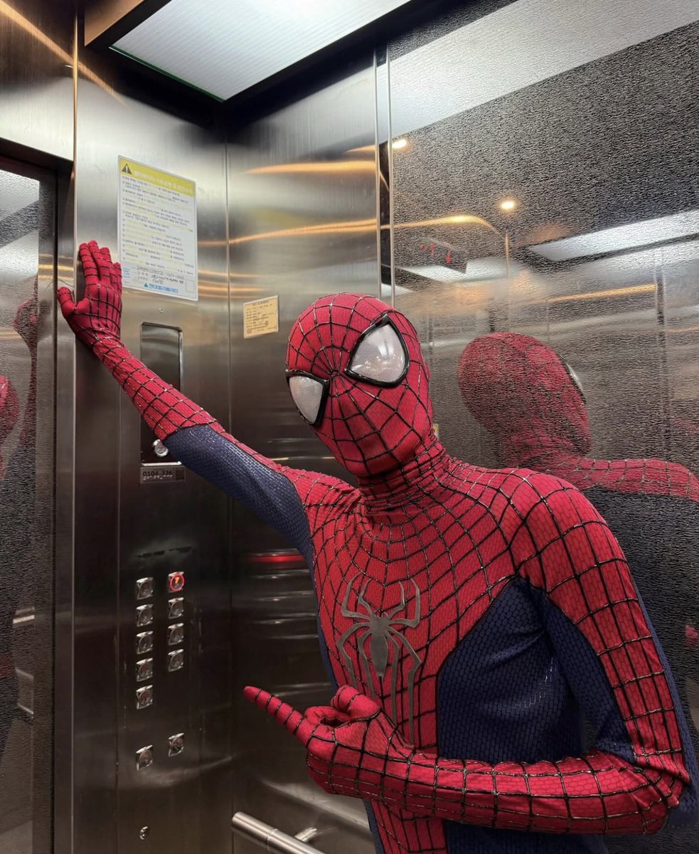 ^ྀིhaze ‧₊ᵎᵎ⋅°✮ tweet media