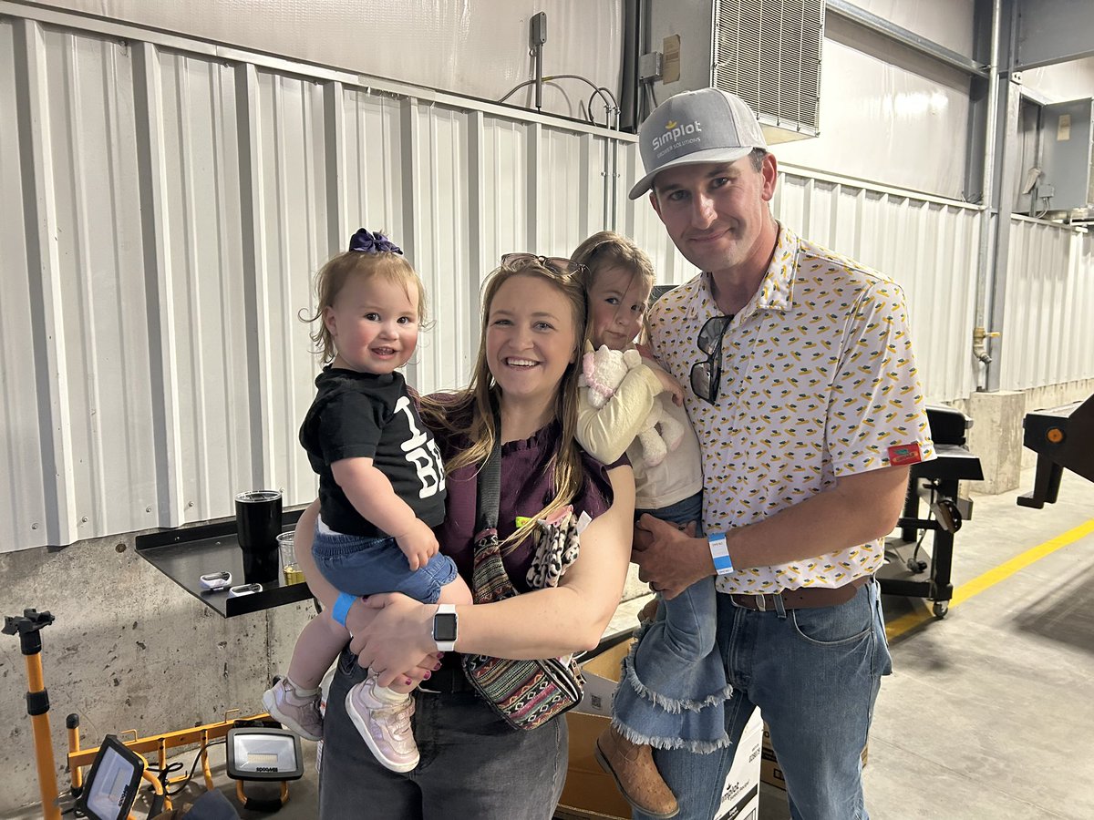 Grace Reinecker tweet media